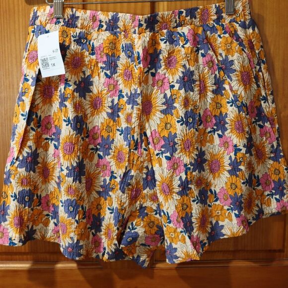 Forever 21 Floral Orange and Blue Loungewear Shorts 1X - Picture 2 of 11